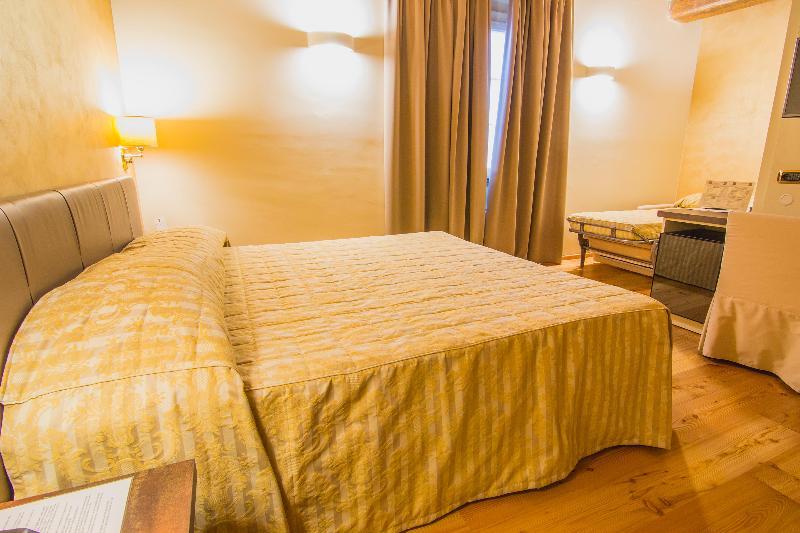Hotel Parco Borromeo - Monza Brianza 체사노마데르노 외부 사진